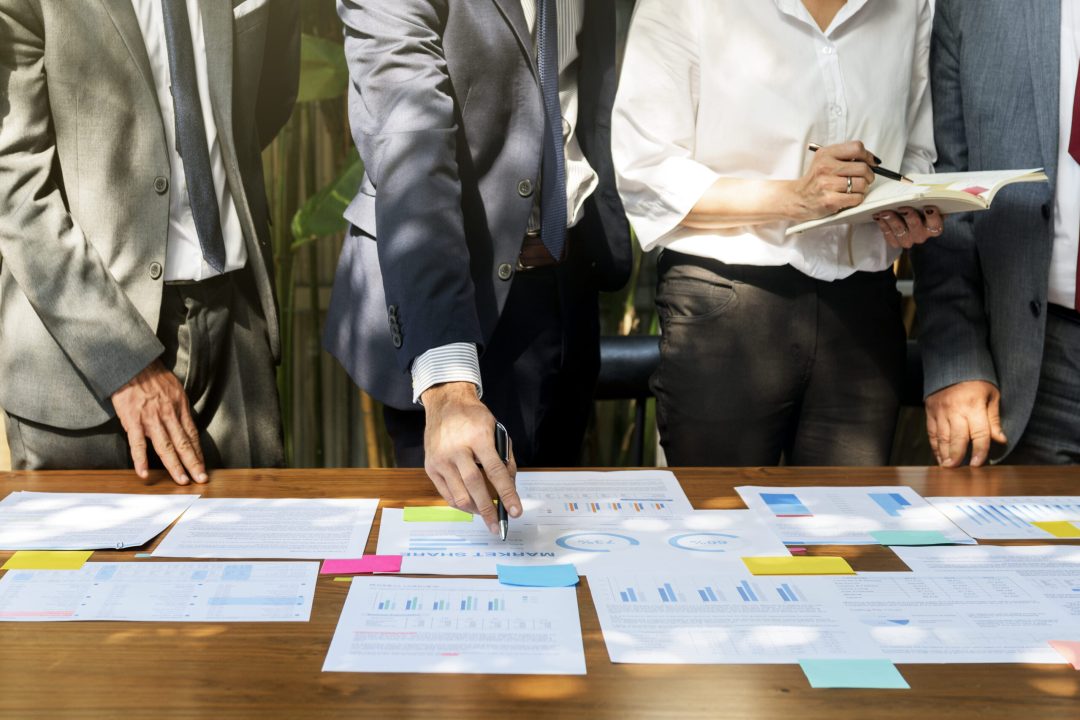 business-corporate-people-working-concept (1)